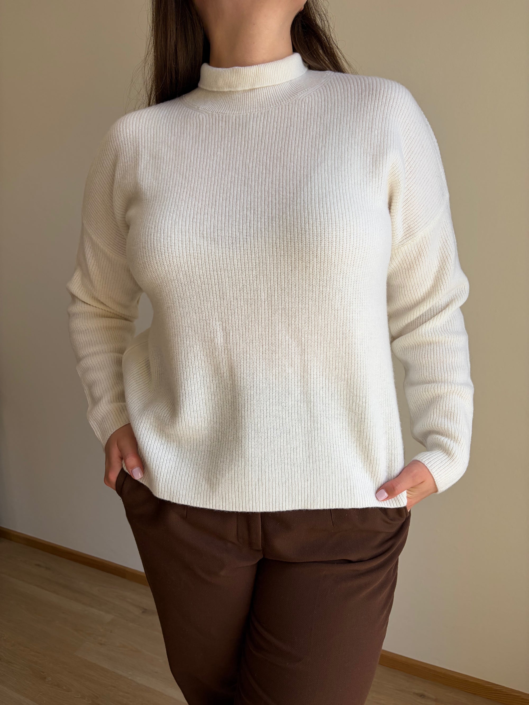 Pulover Velus - Bel